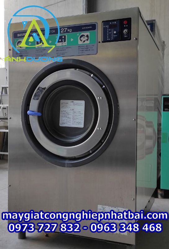 Máy giặt công nghiệp Sanyo 27kg Chân Cứng cũ Nhật Bãi