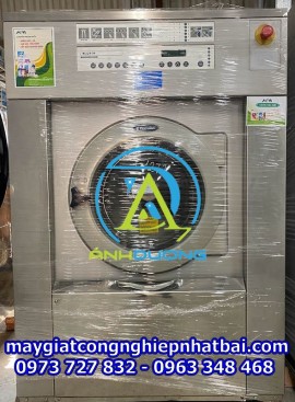 Máy giặt công nghiệp Electrolux 27kg Nhật Bản