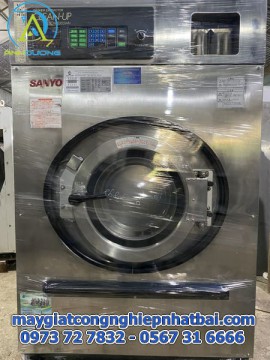 Máy giặt công nghiệp Sanyo 20kg Nhật Bản