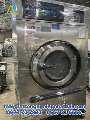 Máy giặt công nghiệp Sanyo 20kg Nhật Bản